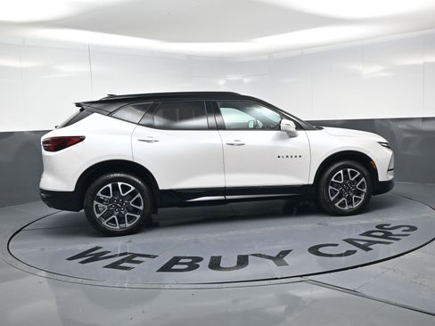 Certified 2024 Chevrolet Blazer RS w/ Enhanced Convenience Package image 10