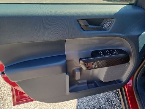 New 2025 Ford Maverick XLT w/ XLT Luxury Package image 8