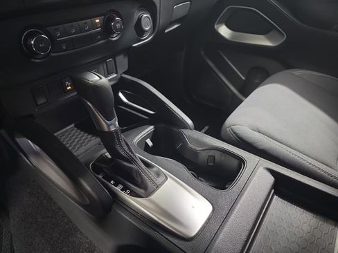 Used 2023 Nissan Frontier SV w/ Technology Package image 27