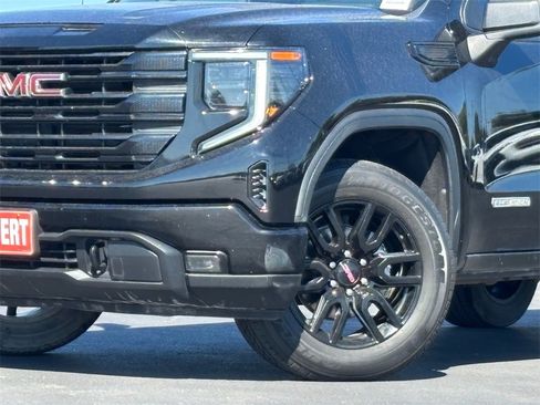 Certified 2023 GMC Sierra 1500 Elevation image 2