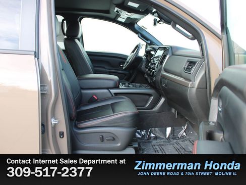 Used 2023 Nissan Titan PRO-4X w/ Pro-4x Convenience Package image 19