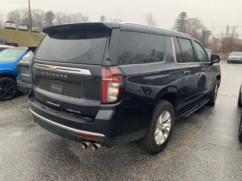 Used 2023 Chevrolet Suburban Premier image 21