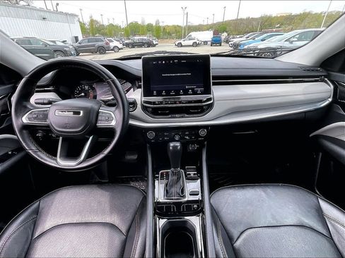 Used 2022 Jeep Compass Limited AWD/4WD image 21