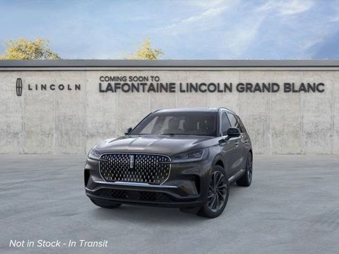 New 2026 Lincoln Aviator Reserve image 2