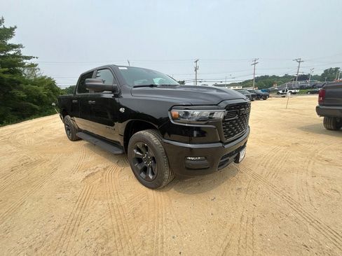 New 2026 RAM 1500 Express AWD/4WD image 7