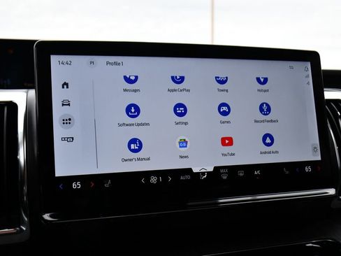 New 2026 Ford Expedition Platinum AWD/4WD image 32