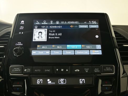 Used 2023 Honda Odyssey Elite image 27