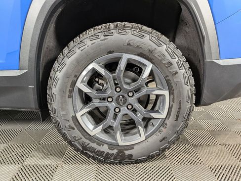 New 2026 Chevrolet Equinox ACTIV w/ Convenience Package III AWD/4WD image 13