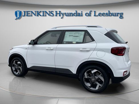 New 2026 Hyundai Venue SEL image 10
