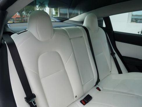 Used 2019 Tesla Model 3 Standard Range Plus RWD image 18