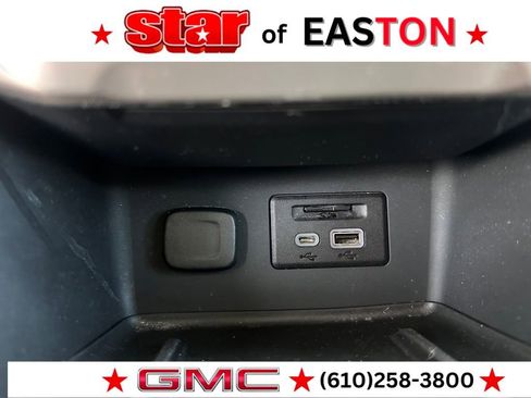 Used 2021 GMC Acadia Denali w/ Denali Ultimate Package image 32