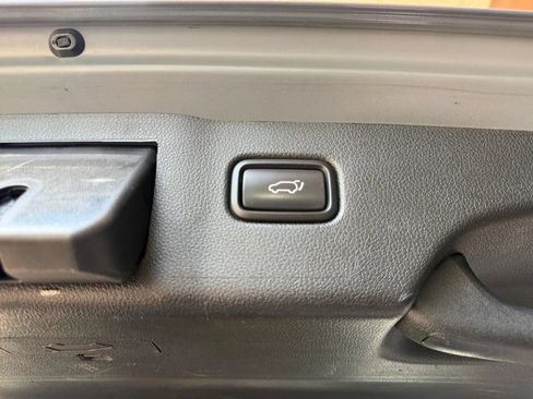Used 2020 Kia Sorento EX FWD image 28