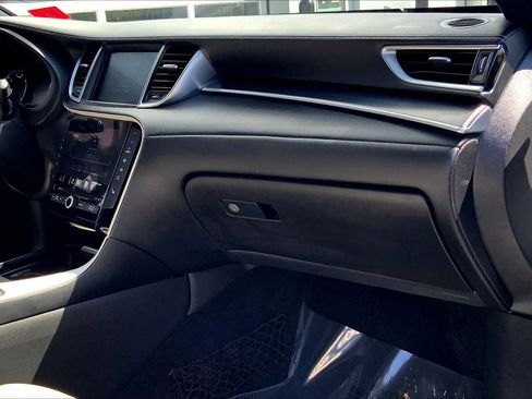 Used 2023 INFINITI QX55 Luxe w/ Cargo Package image 18