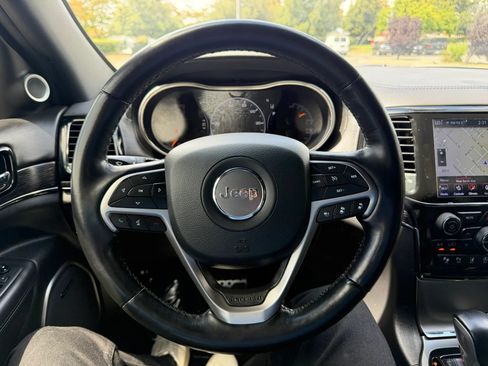 Used 2020 Jeep Grand Cherokee High Altitude AWD/4WD image 5
