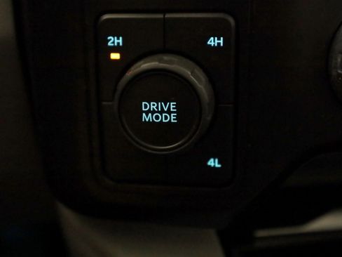 Used 2023 Ford F450 Limited w/ FX4 Off-Road Package image 39