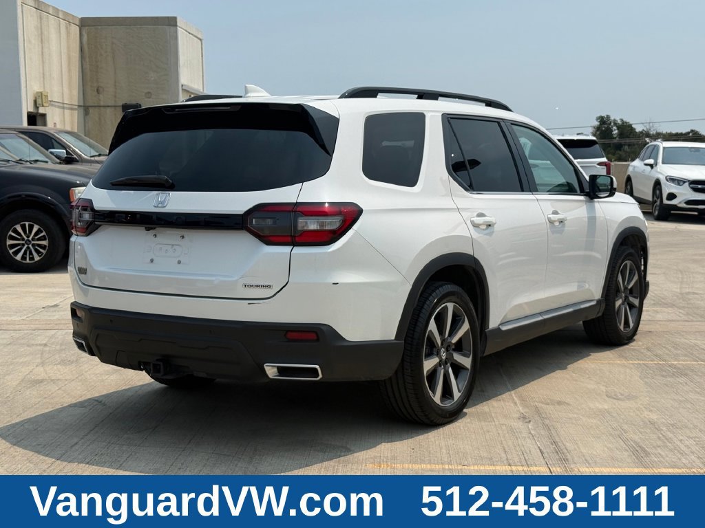 Used 2023 Honda Pilot Touring image 7