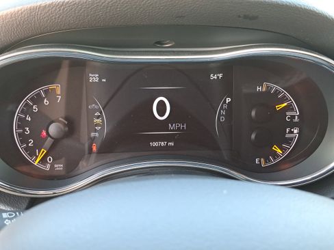 Used 2020 Jeep Grand Cherokee Altitude RWD image 19