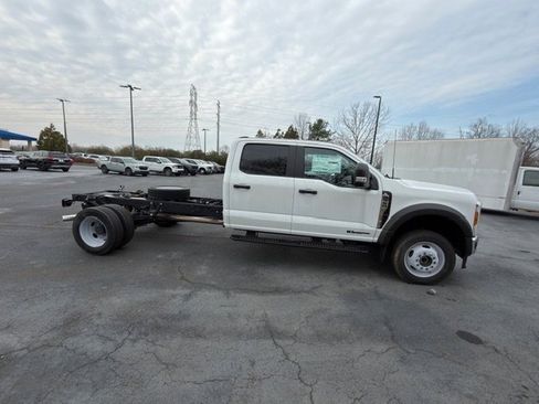 New 2024 Ford F450 XL w/ XL Chrome Package image 10