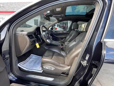 Used 2015 Porsche Macan Turbo w/ Premium Package Plus image 8