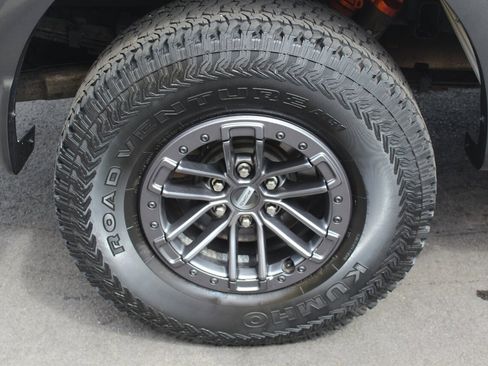 Used 2019 Ford F150 Raptor w/ Equipment Group 802A Luxury image 27