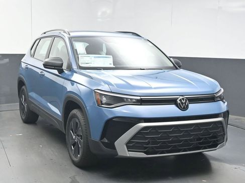 New 2026 Volkswagen Taos S FWD image 2