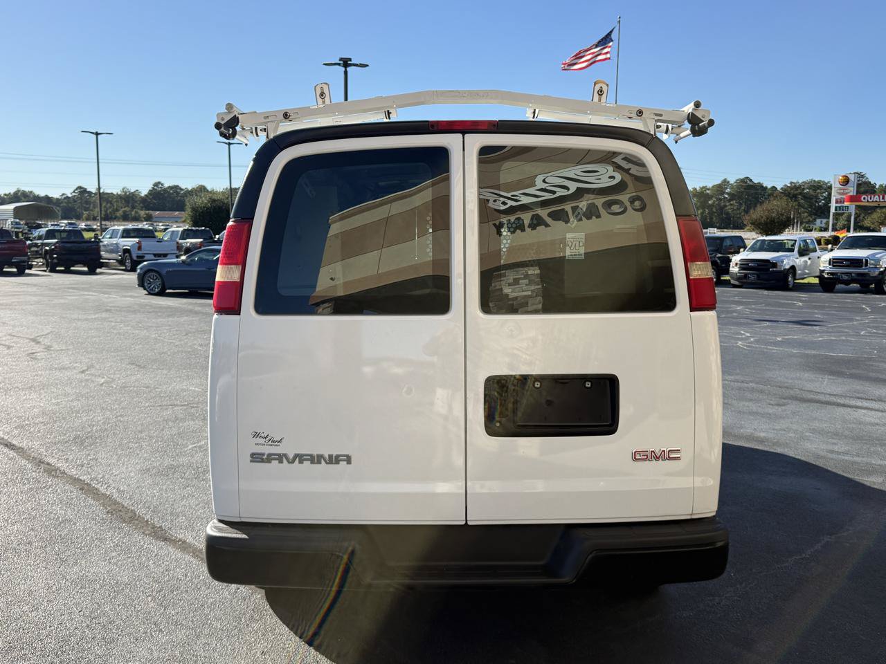 Used 2005 GMC Savana 2500 RWD image 4