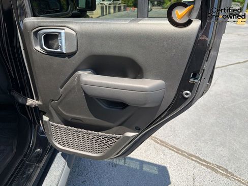 Certified 2022 Jeep Wrangler Unlimited Sport AWD/4WD image 22