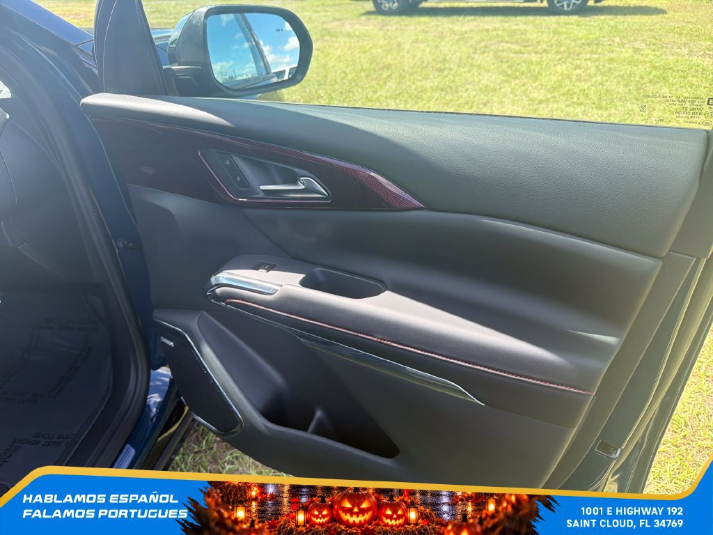 New 2027 Chevrolet Traverse RS FWD image 31