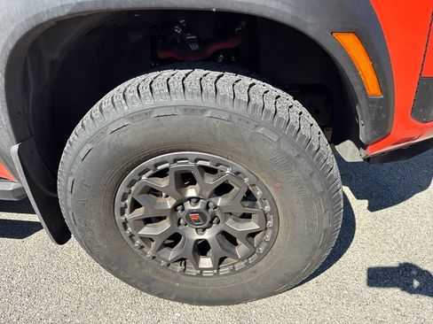 Used 2026 Nissan Frontier PRO-4X w/ Pro Premium Package image 4