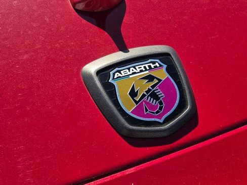 Used 2018 FIAT 124 Spider Abarth image 10