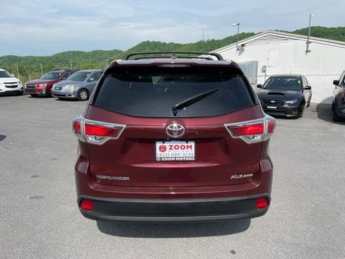 Used 2015 Toyota Highlander XLE image 7