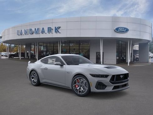 New 2026 Ford Mustang GT Premium w/ GT Performance Package RWD image 7