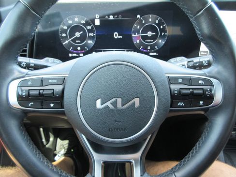 Used 2024 Kia Sportage SX FWD image 25
