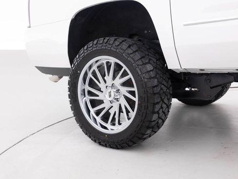 Used 2020 GMC Yukon XL Denali w/ Open Road Package AWD/4WD image 26
