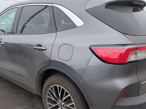 Used 2022 Ford Escape SE w/ Convenience Package image 1