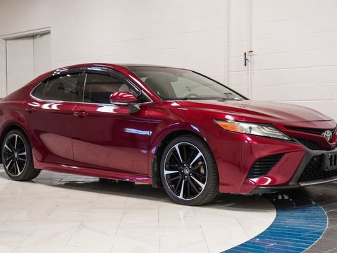 Used 2018 Toyota Camry XSE w/ Driver Assist Package image 5