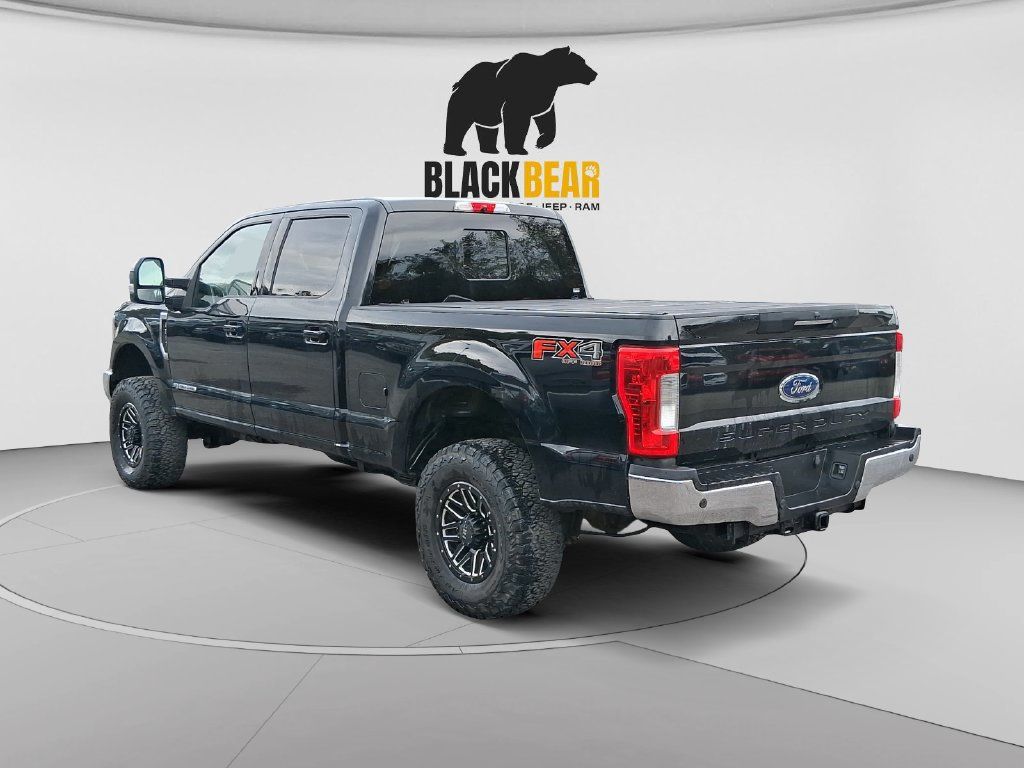 Used 2018 Ford F250 Lariat w/ Lariat Ultimate Package AWD/4WD image 5