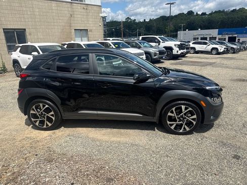 Used 2023 Hyundai Kona Limited AWD/4WD image 7