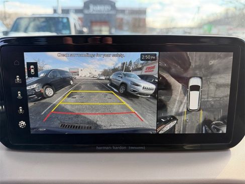 Used 2023 Hyundai Santa Fe Limited image 22