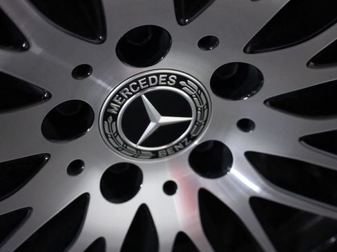 Used 2026 Mercedes-Benz C 300 4MATIC Sedan image 8