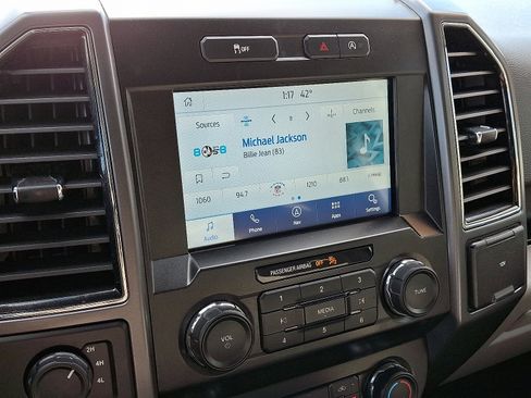 Used 2019 Ford F150 XLT w/ Equipment Group 302A Luxury image 17