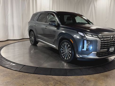 Used 2023 Hyundai Palisade Calligraphy w/ Cargo Package AWD/4WD image 7