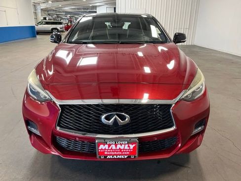 Used 2018 INFINITI QX30 Sport w/ Sport Leather Package FWD image 8
