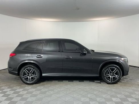 Used 2023 Mercedes-Benz GLC 300 4MATIC image 4