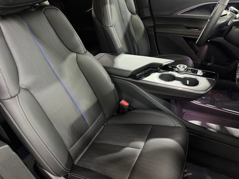 New 2026 Cadillac Lyriq Sport image 50