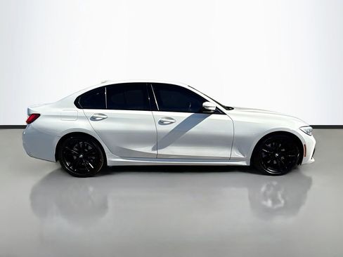 Used 2021 BMW 330i 330i w/ M Sport Package image 2