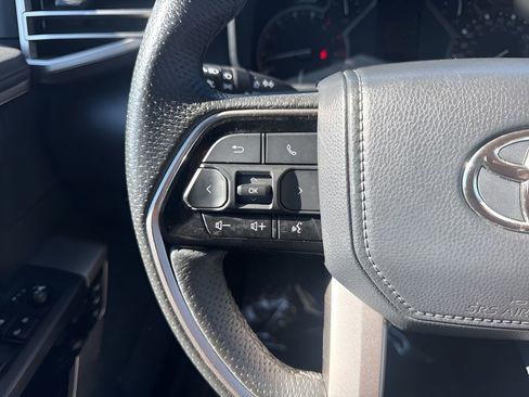 Used 2023 Toyota Tundra Limited image 16