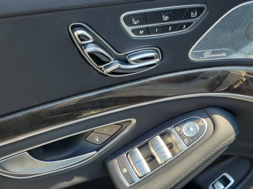 Used 2016 Mercedes-Benz S 550 Sedan image 22