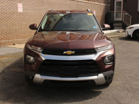 Used 2023 Chevrolet TrailBlazer LT FWD image 9