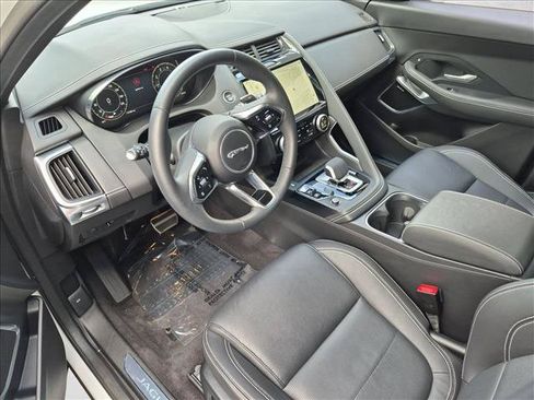 Certified 2024 Jaguar E-PACE R-Dynamic SE AWD/4WD image 8
